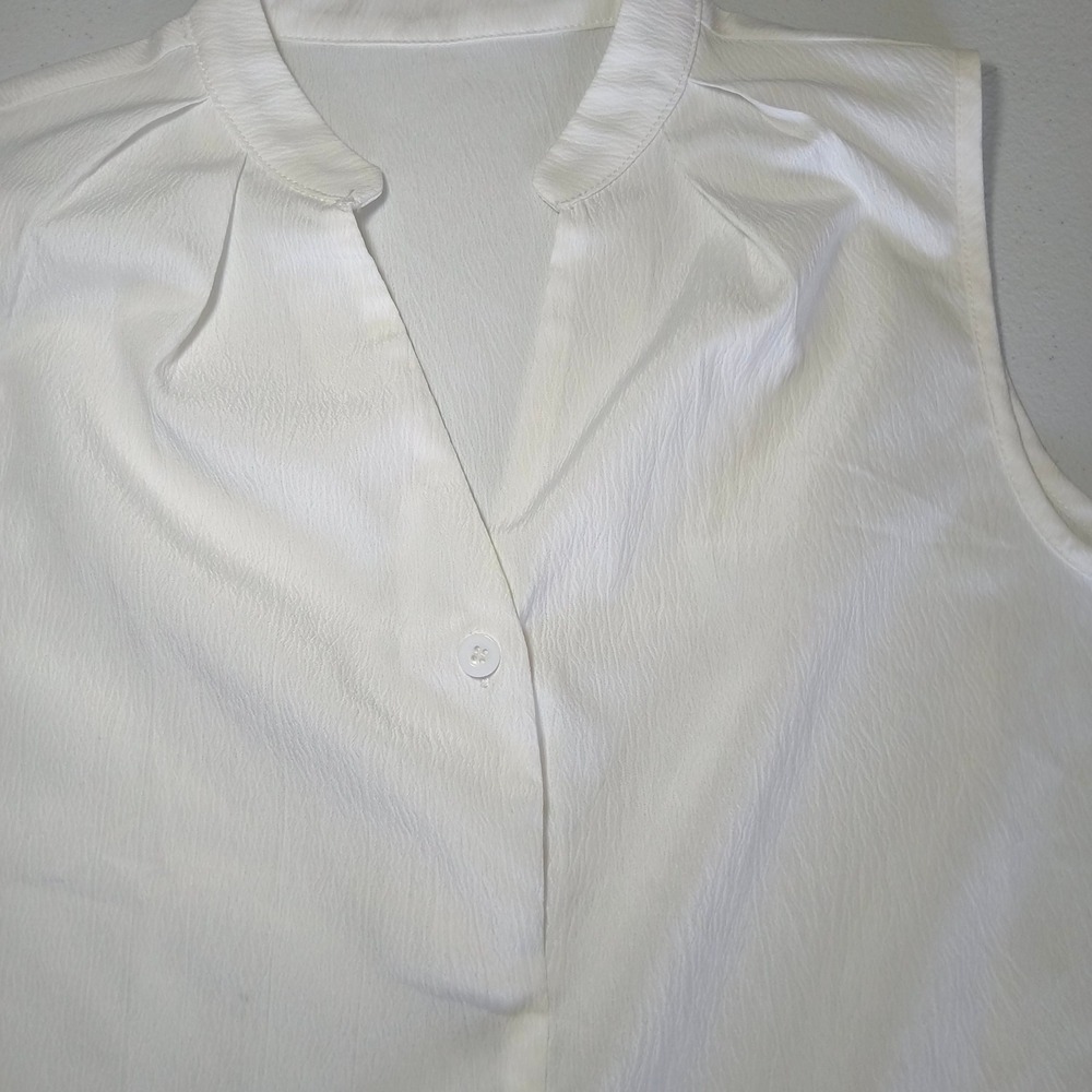 SHEIN Womens White Textured Sleeveless V-Neck Pleated Shoulder Blouse Size M - Picture 2 of 6